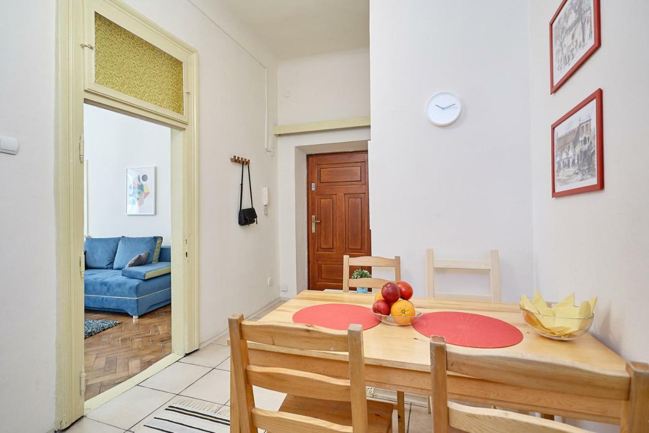 Plac Mariacki 8 Apartment Krakow Luaran gambar