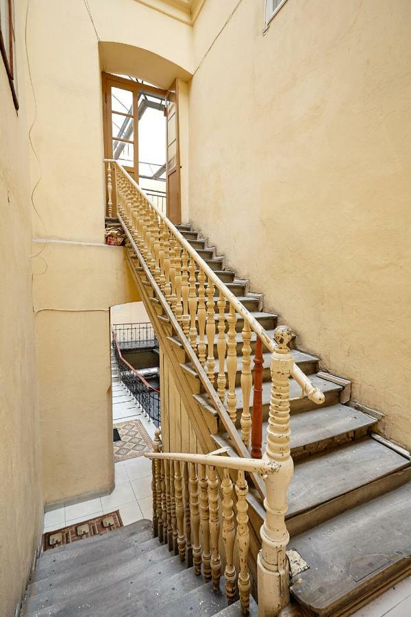 Plac Mariacki 8 Apartment Krakow Luaran gambar